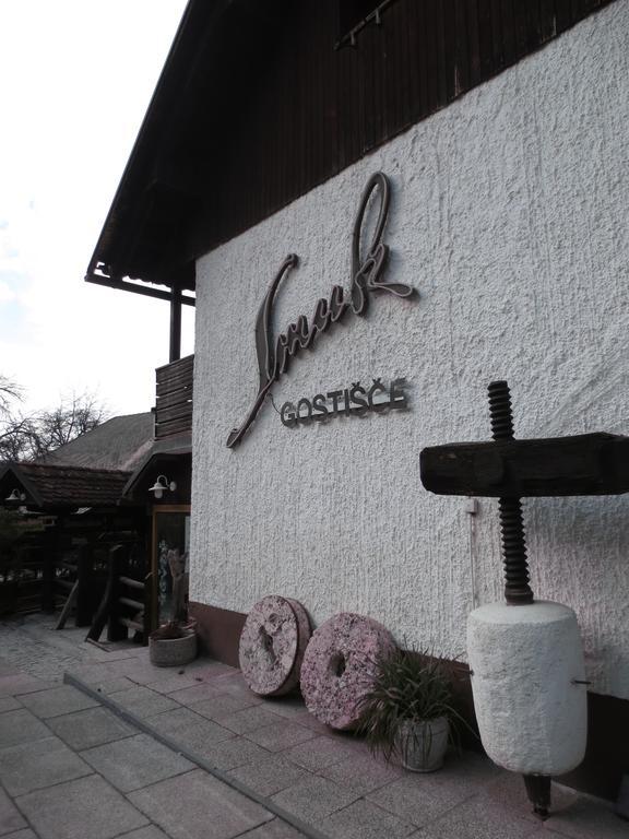 Gostisce Smuk Hotel Krize Bagian luar foto